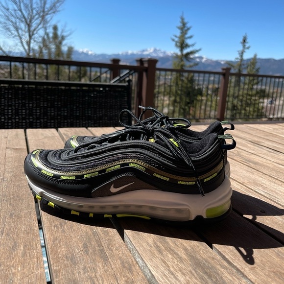 Nike Air Max 97 X Undefeated Mens Black Volt Sneaker Shoes - Picture 2 of 9